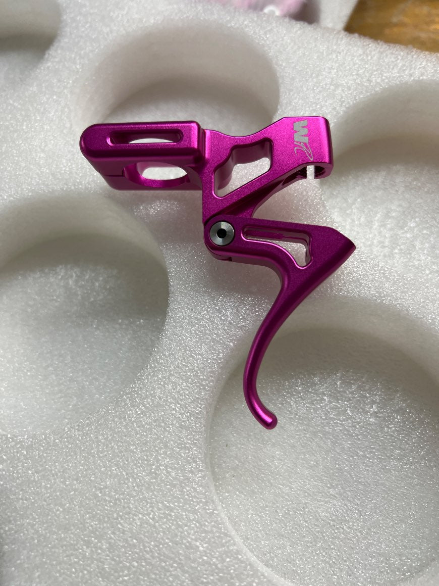 New design wax racing throttle system